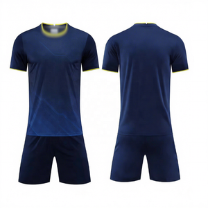 Nouveauté : Ensembles d'uniformes de football pour hommes de qualité supérieure, design personnalisé, respirants, tenues de sport courtes pour l'entraînement, service OEM disponible - Product Image 2