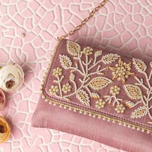 Hermoso bolso de mano con bordado de cuentas de diseño nuevo, con perlas de alta calidad hechas a mano, bolso de joyería con cuentas. - Product Image 3