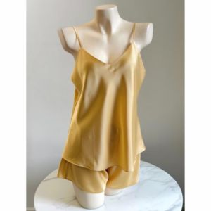 Conjunto de Pijama de Seda Satinada Personalizado para Mujer, Camisola sin Mangas y Pantalones Cortos - Product Image 1