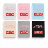Étiquettes personnalisées en satin imprimées avec logo et texte, étiquettes pour vêtements et accessoires
