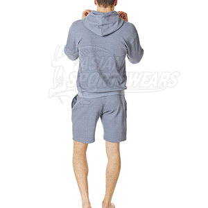 Ensemble sweat à capuche et short Street Comfort pour tous les jours, toucher doux, coupe décontractée, tendance, élégant, en promotion. - Product Image 3
