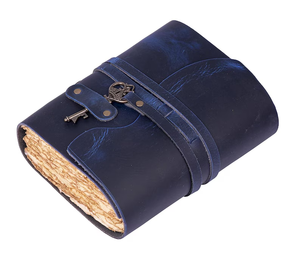 Diario Grimoire de Tapa Dura de Cuero Azul, Libro de Hechizos Antiguos con Llave de Esqueleto, Encuadernación en Espiral Libre de Ácido, A6 7x5 Pulgadas, Promocional para Viajes - Product Image 1