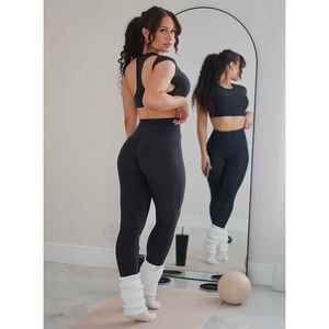 Women's <b>Black</b> Crop Top With Short Sleeve Crew Neck Solid Color Breathable Activewear Pullover Regular Fit All Seasons - Product Image 2