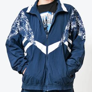 Survêtement personnalisé pour homme en nylon coupe-vent avec veste zippée et pantalon de jogging - Product Image 4