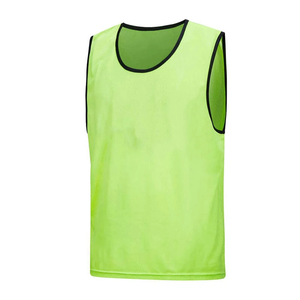 Best Quality Breathable Quick Dry Adult Soccer <b>Bibs</b> Mesh <b>Training</b> Vest Youth Soccer Uniforms Wholesale Football Uniforms - Product Image 3