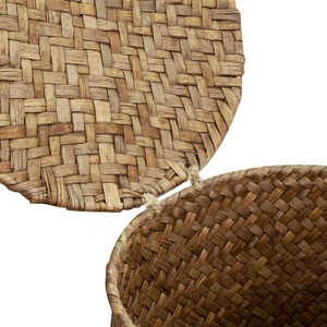 Panier en jonc de mer fait main avec couvercle, panier de rangement artisanal, vente en gros, écologique, fabriqué au Vietnam - Product Image 6