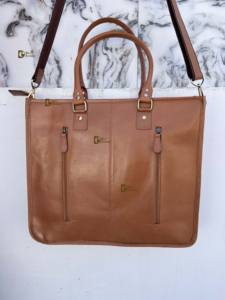 Sac fourre-tout en cuir sculpté à la main par un designer, élégant sac à main en cuir, sacs en cuir de vachette pour femmes, multi-usages - Product Image 5