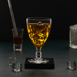 Verre à vin en borosilicate indien Crystal Elegance, vaisselle de luxe moderne pour bar et fêtes, fournisseur premium à prix de gros - Product Image 5