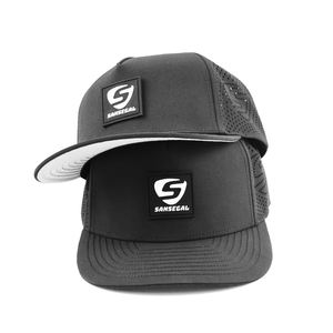 Gorra de Béisbol de Alta Calidad Personalizada de 5 Paneles, 100% Poliéster, Ajustable, Unisex, con Logotipo, Cuerda, Impermeable, con Orificios Cortados con Láser - Product Image 1