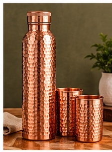 Bouteille d'eau isotherme moderne en cuivre à double paroi, anti-fuite, avec deux verres, ensemble cadeau écologique - Product Image 5