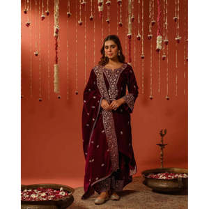 Belle fantaisie haut bas Dupatta ensemble avec broderie élégante pour femmes - Product Image 2