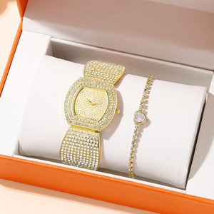 9773 Novedades 2022: Set de Reloj y Pulsera para Mujer, Relojes de Moda en Oro Rosa con Brillantes y Pulsera de Eslabones Cubanos - Product Image 3
