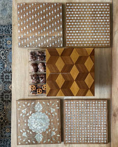 Venta al por mayor de diseño moderno caja de acrílico transparente para chocolate tapa de perla madre Mini Cubo de dulces frascos de almacenamiento de condimentos de boda - Product Image 2