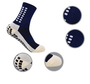 Calcetines de Fútbol Antideslizantes de Alta Calidad – Calcetines Transpirables Antideslizantes para Fútbol y Gimnasio para Hombre - Product Image 3