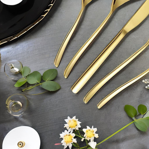 Ensemble de couverts de luxe personnalisés en acier inoxydable doré, design traditionnel pour mariage, finition miroir, couteau, cuillère, fourchette à prix réduit - Product Image 5