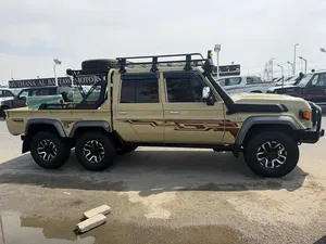 Meilleure offre LandCruiserS 70 Series Pickup |   RHD Diesel 4x4 |   Couleur dorée |   Véhicule utilitaire tout-terrain commercial - Product Image 5
