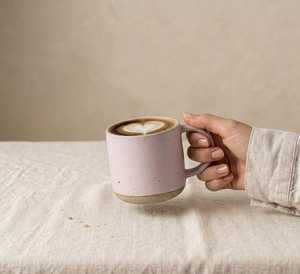 Taza de Café de Cerámica con Acabado Mate y Asa, 380 ml, Ecológica, Color Rosa, Apta para Lavavajillas, para el Hogar, la Oficina o como Regalo - Product Image 5