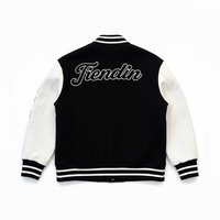 Veste universitaire personnalisée en gros - Veste universitaire streetwear graphique monochrome haut de gamme - Veste Letterman urbaine noir et blanc