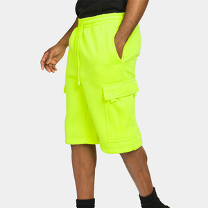 Shorts cargo pour homme en polaire épaisse, mi-longs, en coton respirant, avec logo frontal, style streetwear, fermeture à cordon de serrage - Product Image 3