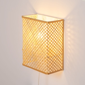Lámpara de pared artesanal de bambú estilo boho, luz ambiental para decorar paredes exteriores - Product Image 4