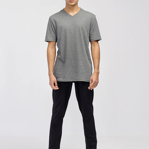 Camisetas Personalizadas con Cuello en V para Hombre, 100% Algodón, Manga Corta, Transpirables, Cómodas, Venta al Por Mayor, Servicio OEM Personalizado de Alta Calidad - Product Image 5