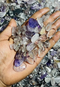 Gemas Trimurti, Super Siete Natural, Cabujones de Formas Mixtas de 15-25 mm, Piedras Sueltas para Joyería, de Rajasthan - Product Image 1