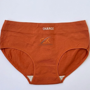 Braguitas Hipster Sexys para Mujer con Logotipo Personalizado |   Lencería Antibacteriana de Cintura Media 100% Algodón |   Fábrica de Ropa Interior para Adultos OEM Premium - Product Image 2