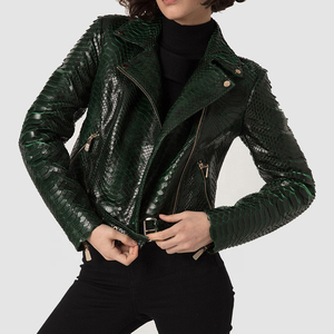 Chaqueta de Invierno para Mujer, Estilo Motero, de Cuero Genuino con Grabado de Piel de Serpiente Verde, Resistente al Viento, con Cierre de Cremallera, Cuello Extendido y Manga Larga - Product Image 6
