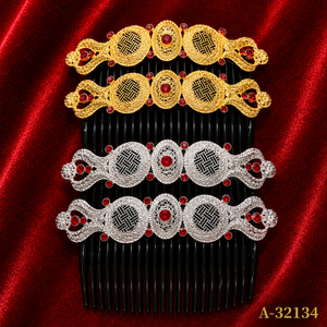 Peineta Vintage Dorada y Plateada con Pedrería para Novia, Accesorio Decorativo Hecho a Mano para el Cabello, 13CM MOLL JEWELLERS - Product Image 1