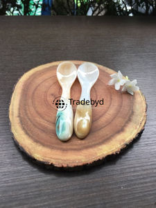 Cuillère élégante incrustée de nacre, accessoire de table haut de gamme par Tradebyd - Product Image 4