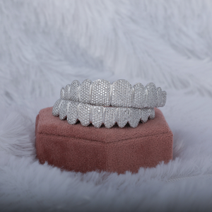 Grillz de Diamantes de Lujo para Dientes, Cubiertas Dentales Personalizadas, Joyería de Moda Hip Hop con Acabado Brillante para Hombres y Mujeres - Product Image 3