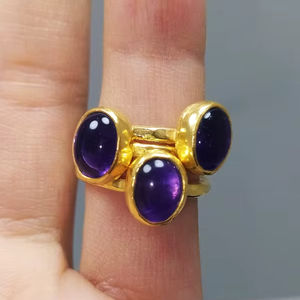 Anillo de Plata de Ley 925 Hecho a Mano con Triple Amatista de Lujo, Sin Níquel, Regalo para Ella, Día de la Madre - Product Image 1