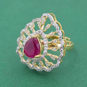 Anillo de Compromiso para Mujer, Elegante y Muy Solicitado, con Circonitas, Engaste de Garra, Chapado en Dos Tonos, Forma de Flor, Diseño Clásico en Racimo - Product Image 6