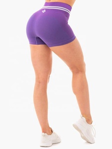 Collants courts d'entraînement de yoga en nylon assortis avec LOGO personnalisé Short de motard de gymnastique sans couture côtelé pour femmes - Product Image 3