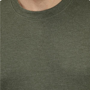 Camiseta térmica de algodón para hombre con logotipo personalizado, cuello redondo, manga larga, estilo casual, ropa de calle, marca privada, proveedor OEM - Product Image 3