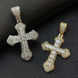 Pendentif en argent 925 de haute qualité avec diamant Moissanite, motif croix ailée, plaqué or, personnalisé, style Hip-Hop, entièrement serti de diamants, vente en gros - Product Image 1