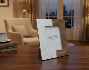 Cadre photo décoratif carré élégant brun et blanc avec os de corne et bois de résine pour salon et bureau - Product Image 3