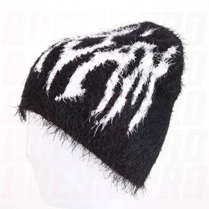 Fabricantes de Gorros Personalizados, Gorro de Mohair con Forro de Satén, Diseño Jacquard con Estampado Completo, Estilo Y2K, Invierno, con Logotipo Personalizado, Ropa Urbana - Product Image 5