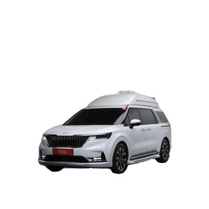 Kia Carnival 2023, 4 Plazas, Limusina, Gasolina, Caja de Cambios Automática, Asientos de Cuero, Cámara Trasera, 30,879 km - Product Image 1