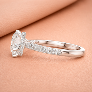 Bague de fiançailles solitaire en or blanc 14 carats avec diamant de laboratoire taille cœur pureté VVS2, sertie à griffes, luxe, pour mariage, certifiée IGI - Product Image 2