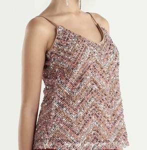 Nouveau Crop Top Tendance Femme 2026 – Style Été Ajusté et Moulant pour Adolescentes – Parfait pour un Look Décontracté Basique Mais de Haute Qualité - Product Image 2