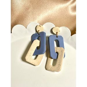 Boucles d'oreilles en résine élégantes, finition brillante, design moderne, durables, luxe, mode, par des artisans expérimentés, accessoires de bijoux - Product Image 5