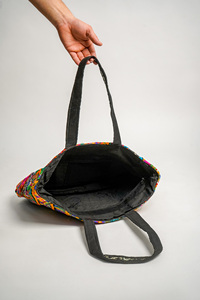 Bolso de Mano de Algodón Bordado a Mano, Patrón Folclórico Multicolor, OEM ODM, Venta al Por Mayor - Product Image 3