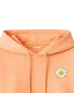 Ensemble décontracté deux pièces pour femme : crop top à capuche et short, broderie marguerite, en molleton de coton, vêtements de détente, vente en gros fabricant - Product Image 6