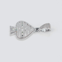Pendentif Pique Premium Plaqué Rhodium avec Diamants Taille Baguette Sertis en Canal, Breloque en Alliage, Style Hip Hop Unisexe, Cadeau Bijou