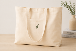 Sac fourre-tout en toile de coton 10oz beige 24x15x6 po avec fermeture personnalisée, poche avant et poche intérieure brodée feuille 7.5x6 po pour le shopping - Product Image 3