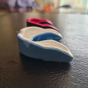 Protège-dents de haute qualité pour la protection des dents et des lèvres, protège-dents de boxe personnalisés, protège-dents pour adultes - Product Image 2