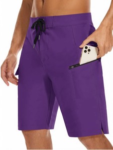 Shorts de plage gris pour homme avec poches zippées, séchage rapide, taille à cordon de serrage, style bermuda décontracté, couleur unie, tissu polyester - Product Image 5