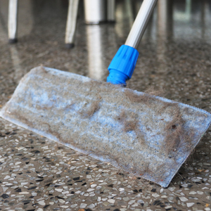 Factory Wholesale Reusable Heavy Duty Cotton Mop Head Refill with Self-Wringer for Commercial Industrial Wet Floor Cleaning - Product Image 4