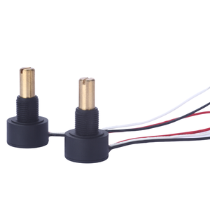 PCBカーボンエレメントと強化された機械的耐久性線形ポテンショメータを備えた信頼性の高いRVR1616mmステアリング角度センサー - Product Image 3